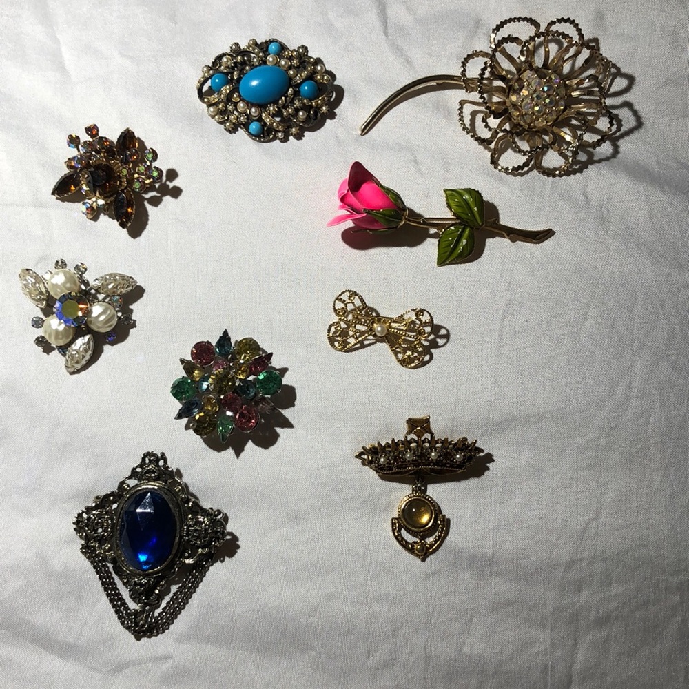 Vintage Brooches from the 50s-90s